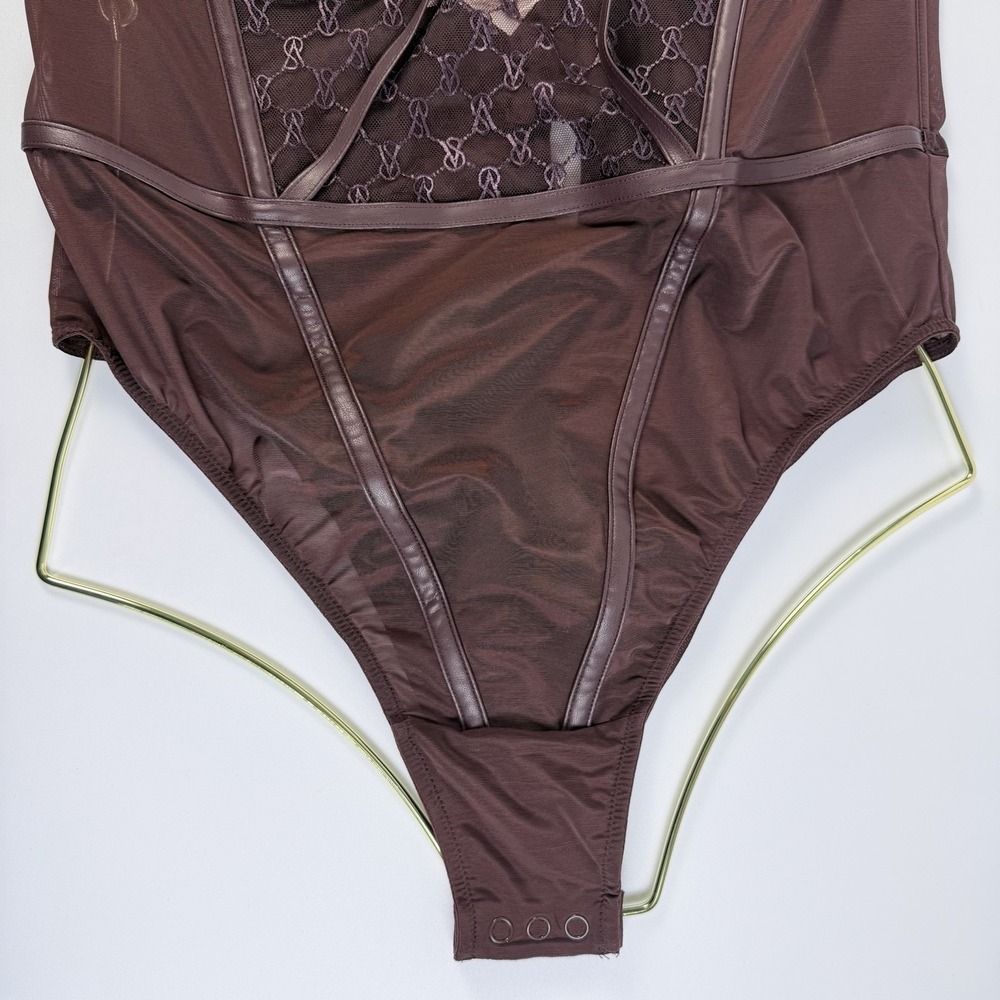 Victoria's Secret  Very Sexy VS Logo Embroidery Faux-Leather Trim Teddy XXL NWT - Picture 4 of 5